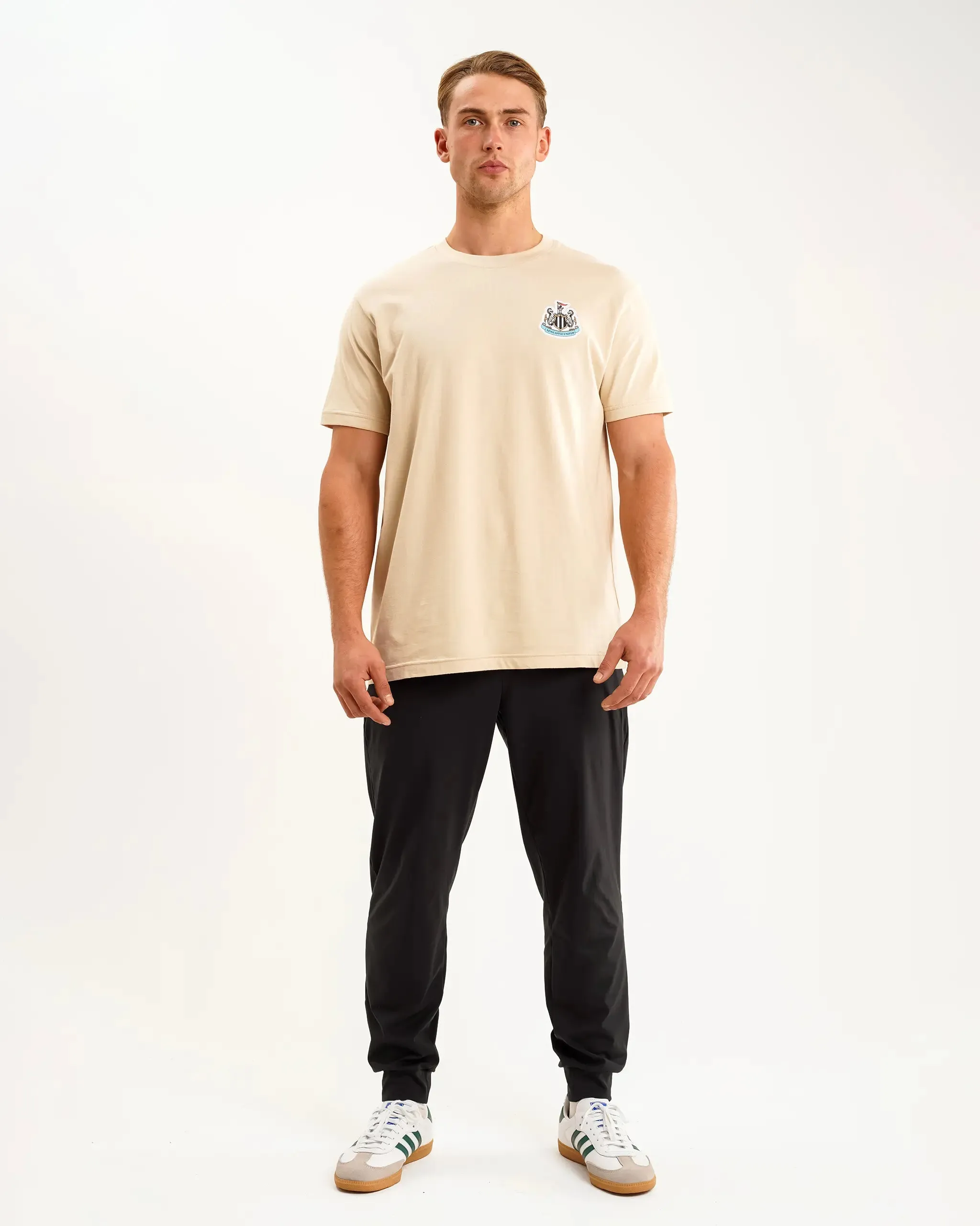 Sporty Comfort Wear UPF Rated Fabric Newcastle United Men's Oat Terrace Crest T-Shirt