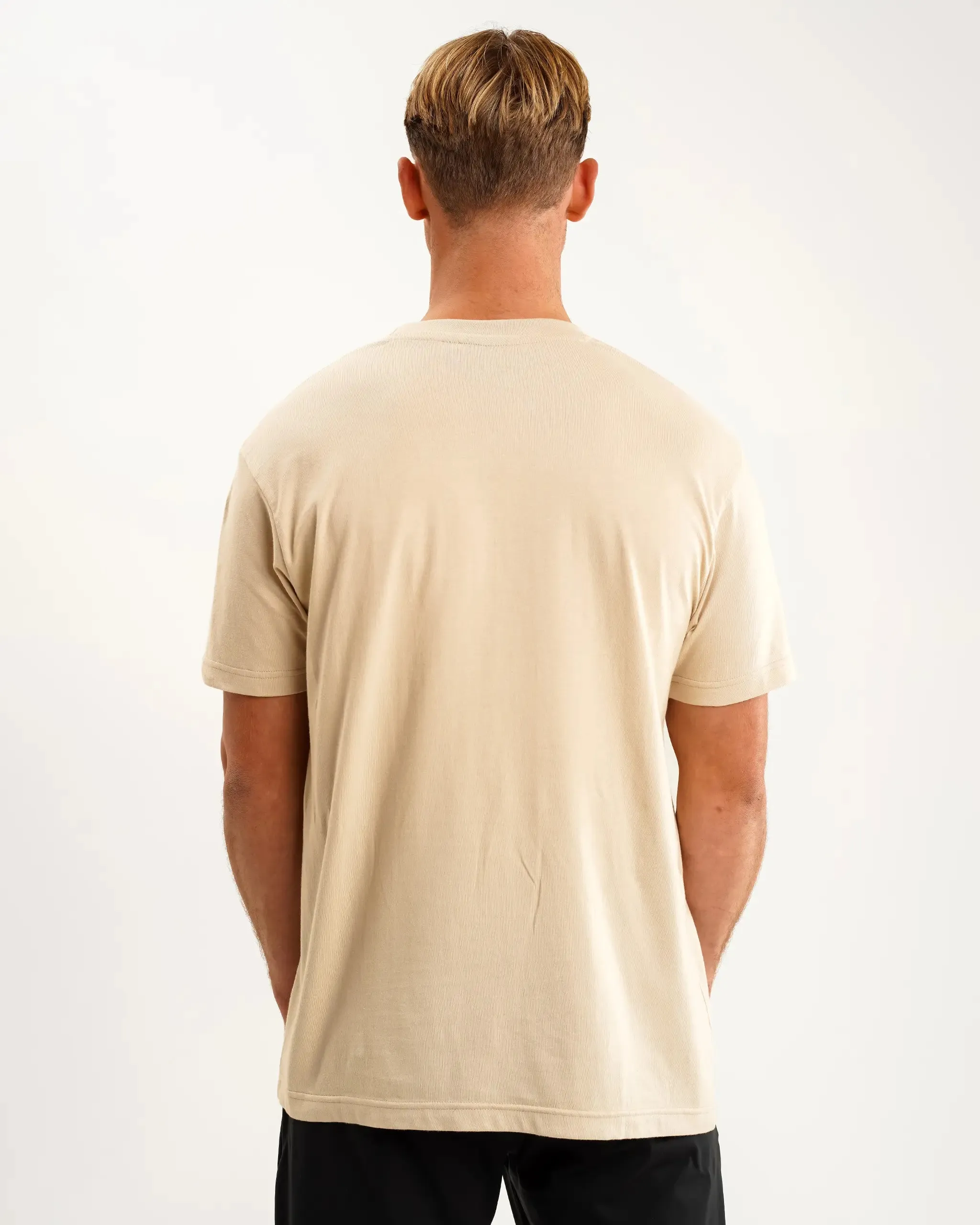 Newcastle United Men's Oat Terrace Crest T-Shirt Stretchable Knit